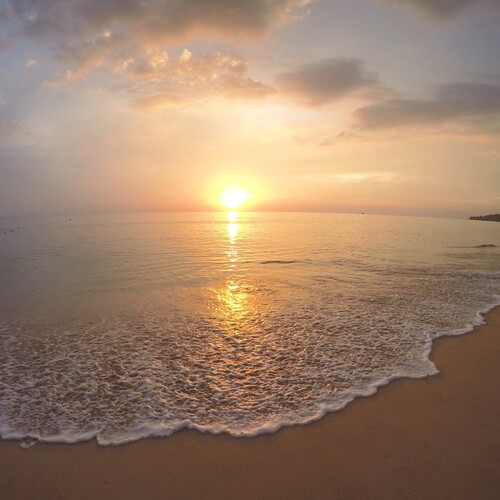 Bang Tao beach sunset.jpeg
